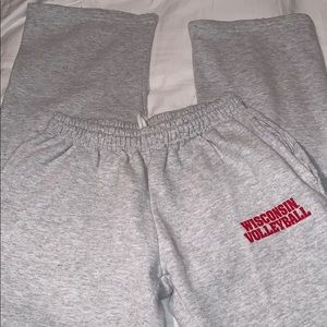 ⚠️CLEARANCE⚠️Gray Wisconsin Volleyball Sweats